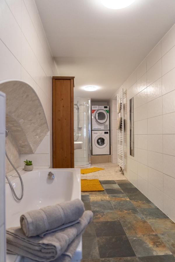 Modern Apartment In The City Center Of 巴德伊舍 外观 照片